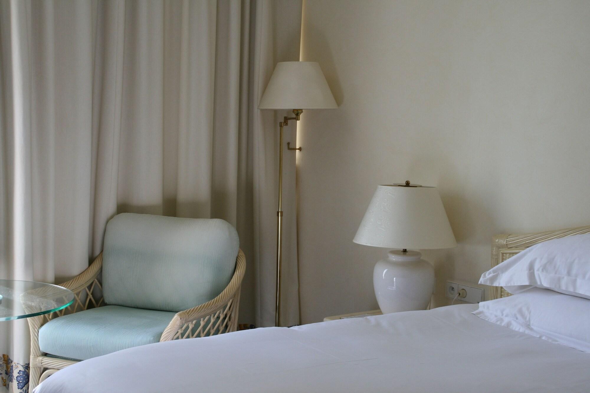 Celestins Spa Thermal & Hotel By Vy Resort Vichy Exteriör bild A lampshade